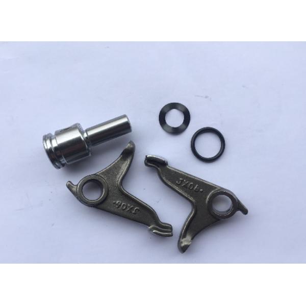 Motorbike Engine CG125 Spare Parts Rocker Arm Assy 33 * 33 * 17cm Size