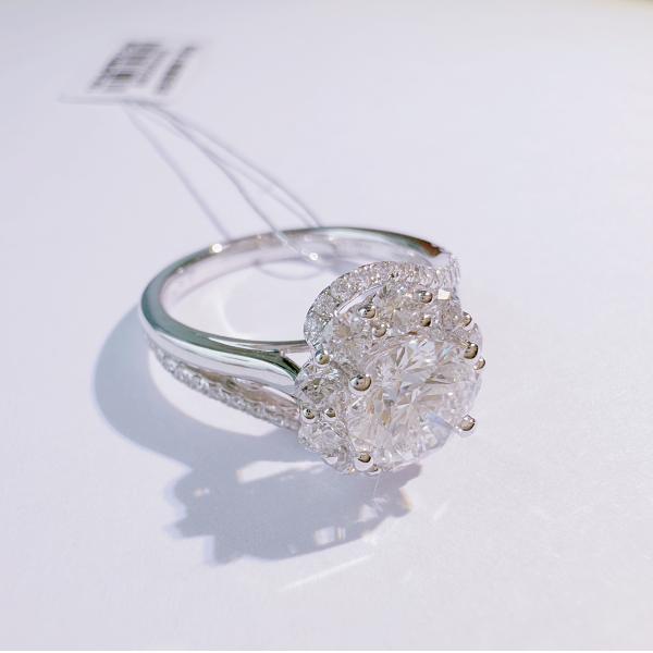 Fortune Flower Customized 18K Gold Diamond Ring Engagement Wedding Banquet Women's Fine Jewelry with IGI GIA Lab Grown Diamond