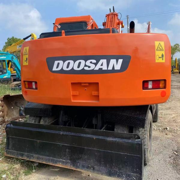 DH150W-7 Used Doosan Excavator Hydraulic Wheeled Excavator 15T 0.57m3