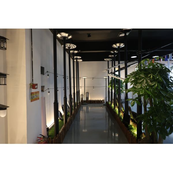 Solar Garden Light IP65 Waterproof LED Solar Courtyard Light for Garden Yard Patio Pathway