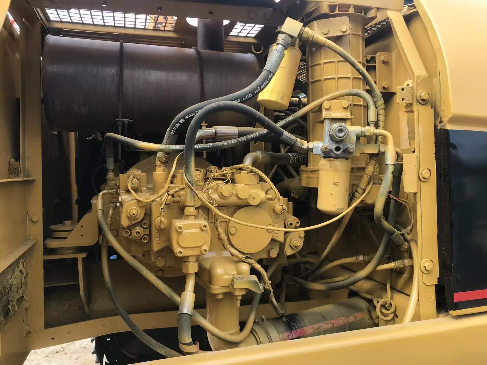 Подержанная гусеница 320C кавальная машина 20тонная мощность низкий рабочий час