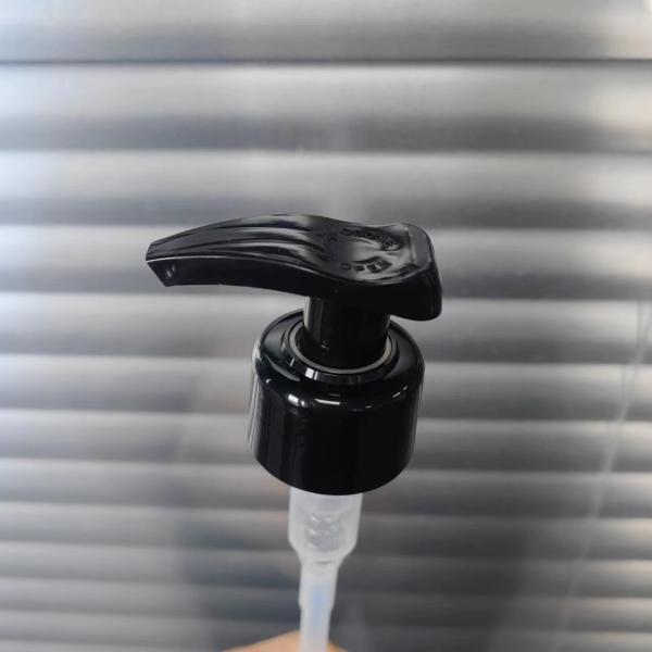 Pescoço com nervuras 24/28 1,20 opcional da bomba do distribuidor da loção - 1.50ml/T