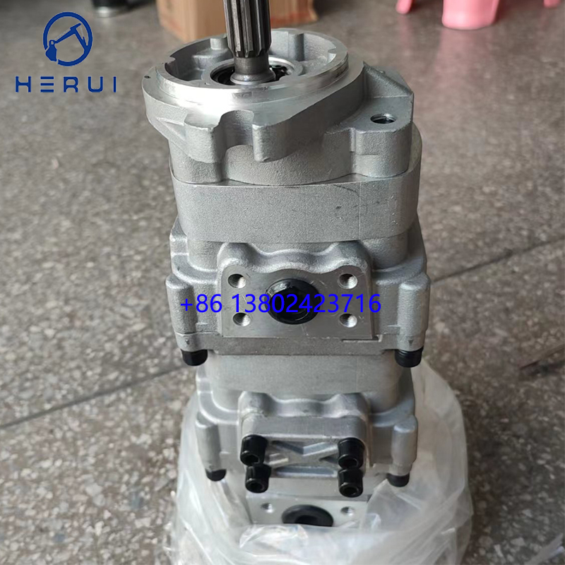Triple Gear Pump 20T-60-00400 for Komatsu Excavator PC40-5 Hydraulic Pump