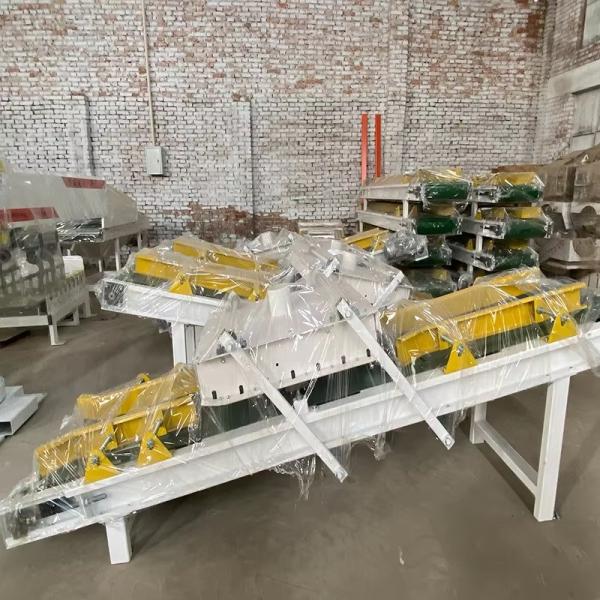 Customizable Vertical Conveyor Rubber Conveyor Belt Machine
