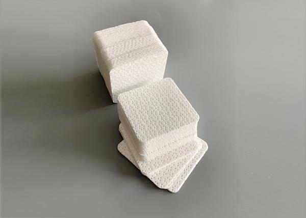 Soft Nail Polish Remover Wipes Highly Absorbent White Plain Color 60gsm Weight