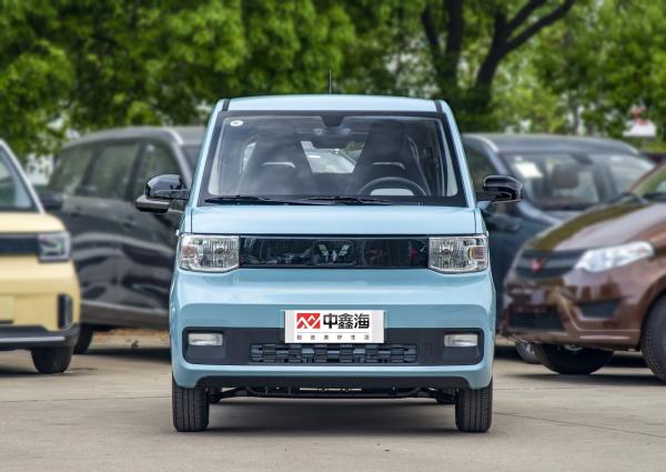 Fast Charging Mini EV Cars New Energy With Convenient Parking