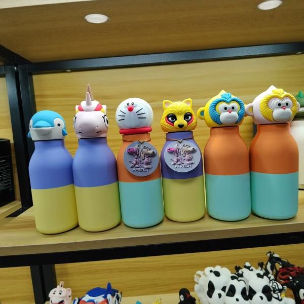 Premium 16oz Insulated Stainless Steel Kids Water Bottle with Detachable Soft Animal Head Lid – Fun, Safe, Eco-Friendly and Leak-Proof Thermos for School, Travel, Sports and Everyday Drinking