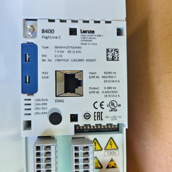 E84AVHCE7524VB0 & E84AYCERV/S LENZE : Advanced Industrial Automation Modules for Precision Control