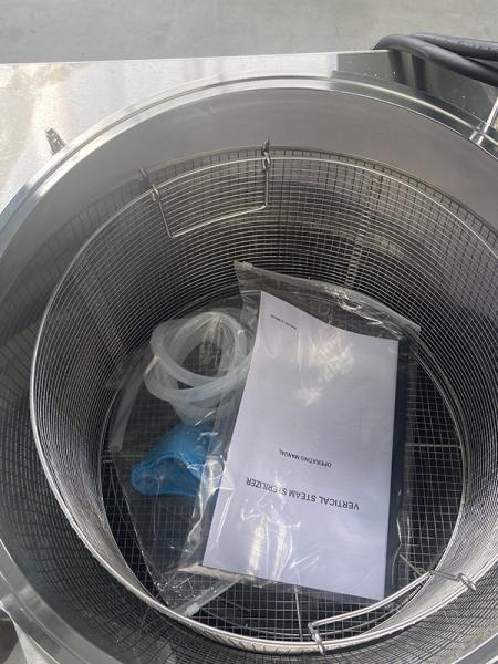 Autoclave à vapeur verticale en acier inoxydable durable de 35L avec ouverture rapide