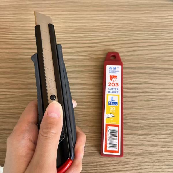 0.5 mm épaisseur Blades de coupe argent 18 mm pour les coupes industrielles et cohérentes