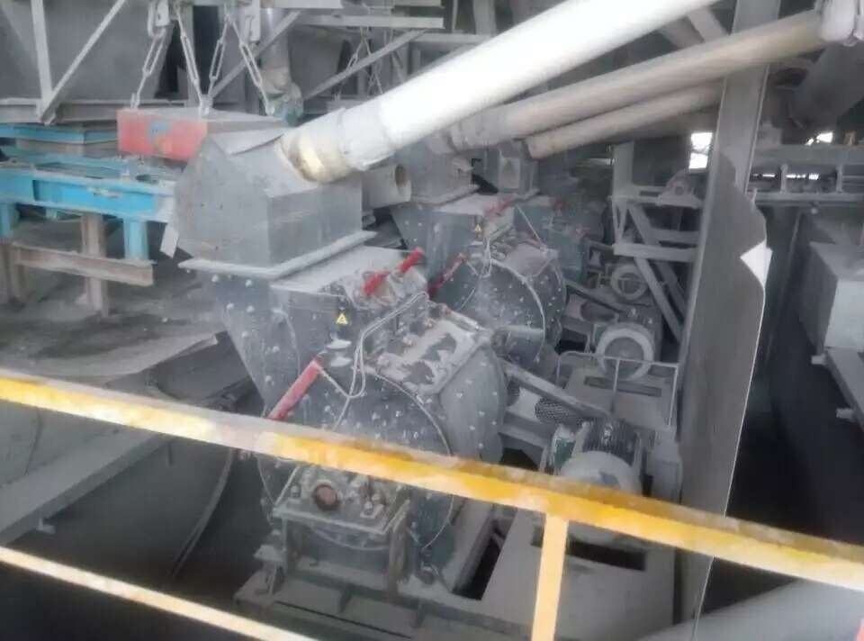 Customized Request European Version of Rough Grinding Raymond Mill Mill Equipment