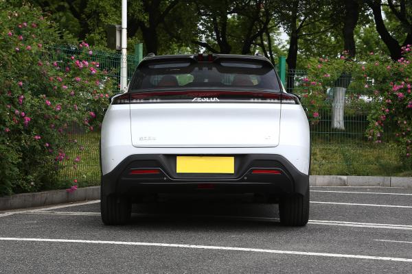 Compact SUV Dongfeng Aeolus L7 1.5T 154Ps L4 Pure Electric Range 110km 0.5H Fast Charging 5 Door 5 Seat