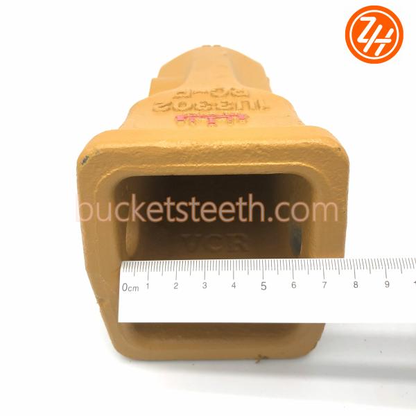 SHANTUI Abrasion Resistant IU3302RC E200B Excavator Bucket Teeth Heavy Equipment 
