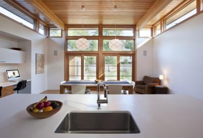 Aluminum Frame Breathable Double Glass Storm Clerestory Windows With Skyview Roof