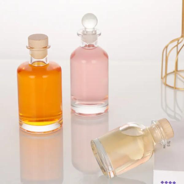 Decal Transparent Round Flint Glass Liquor Wine Whisky Tequila Vodka Bottle with Cork 250ml
