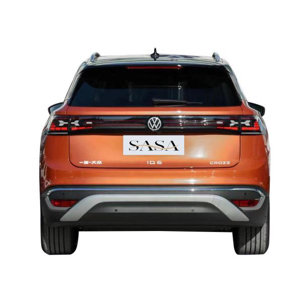 Strong Computing Power 4WD Electric Car 150kW 4 Wheel Drive Electric SUV
