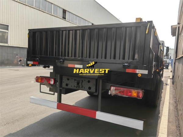 Howo Truck Mounted Crane 6x4 400hp 5 Ton  SQ5SK2Q Telescopic Crane