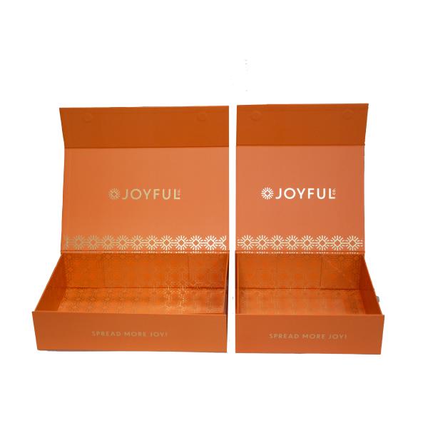 Rigid Magnetic Gift Box Packing Emboss Logo Folding Collapsible For Small Business