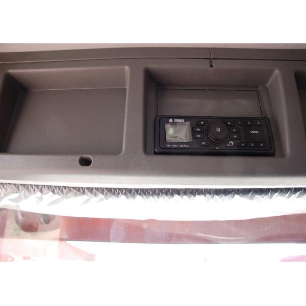 Camión LHD 4X2 Euro2 290HP ZZ4187M3511V del tractor de SINOTRUK HOWO