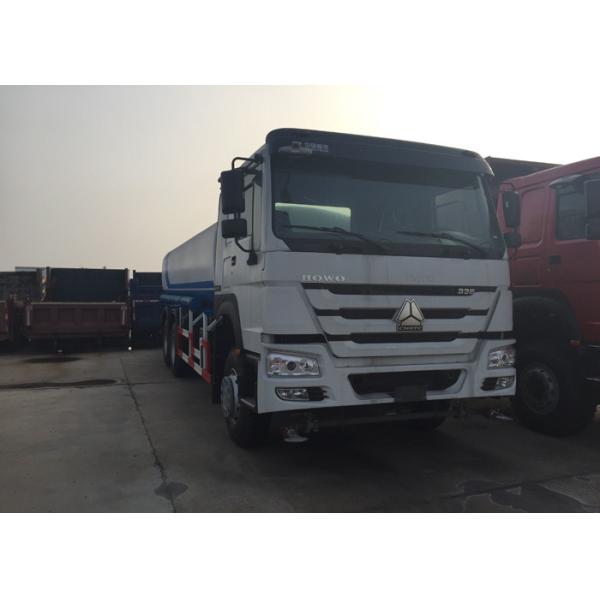 SINOTRUK  HOWO Potable Water Tanker Trucks LHD 6X4 18CBM For Pesticide Spraying