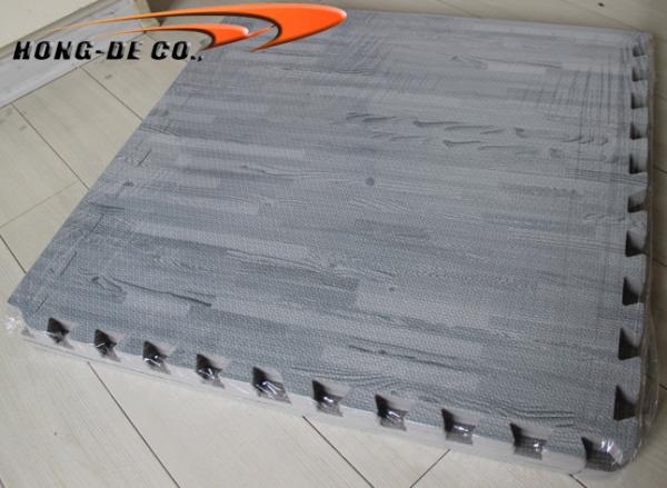 Grey Colour 1/2 Thickness Soft Wood Grain Floor 2'X2'