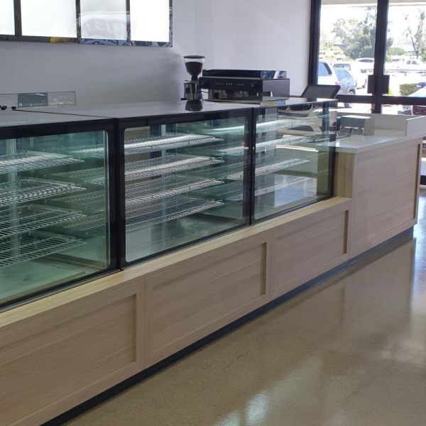 Customized Electric Cake Display Refrigerator Cake Showcase Chiller 4pcs Shelves