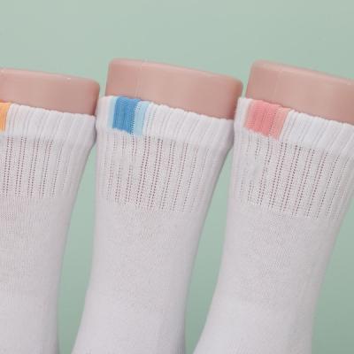 Socquettes de Toe Socks Type Mens Cotton, socquettes faites sur commande de basket-ball de taille