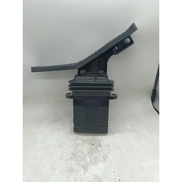 One Way Excavator Spare Parts Hydraulic Foot Pedal Control Valve Operate Breaker