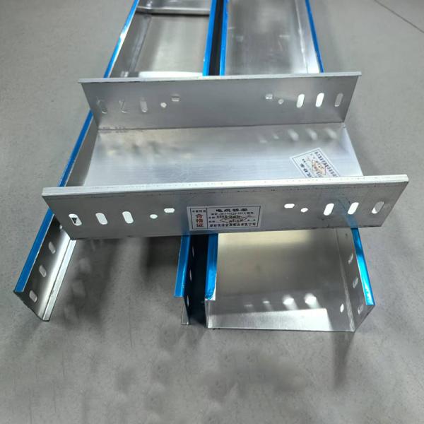 50mm-150mm Aluminum Ventilated Cable Tray With Lightweight And Durable Features