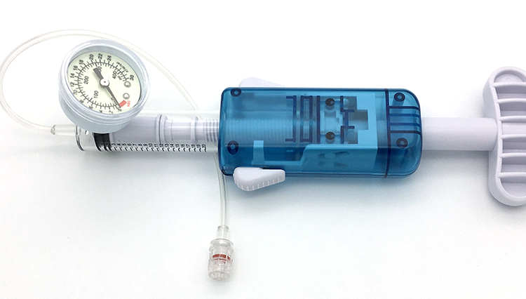 Disposable Hospital Use Balloon Inflation Device with Push Pull Valve Sets