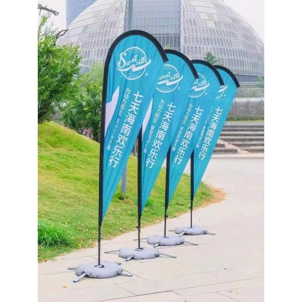 Poteaux en fibre de verre Base en acier inoxydable Drapeau volant Drapeau de plage à larmes / plume / carré