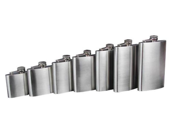Environmental Protection 1- 18 Oz Hip Flask Plastic Cover Stainless Steel Jug