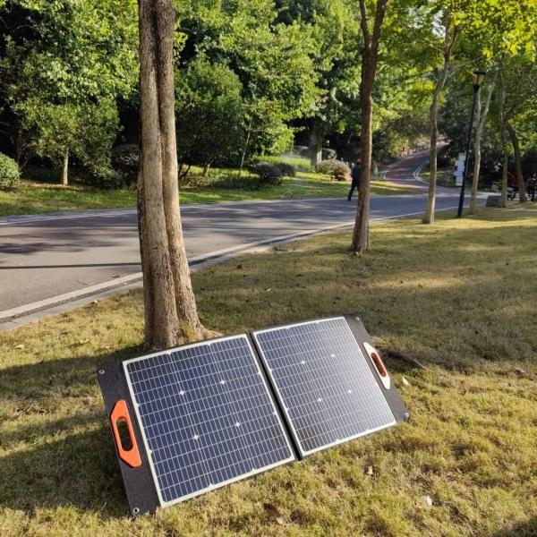 100W Portable Foldable Solar Panel for Energy Storage System 29kg DC Output 19V/5.3A