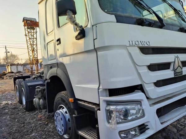 400L HOWO 6X4 Caminhão tractor de alta potência 12.00r20 com transmissão manual