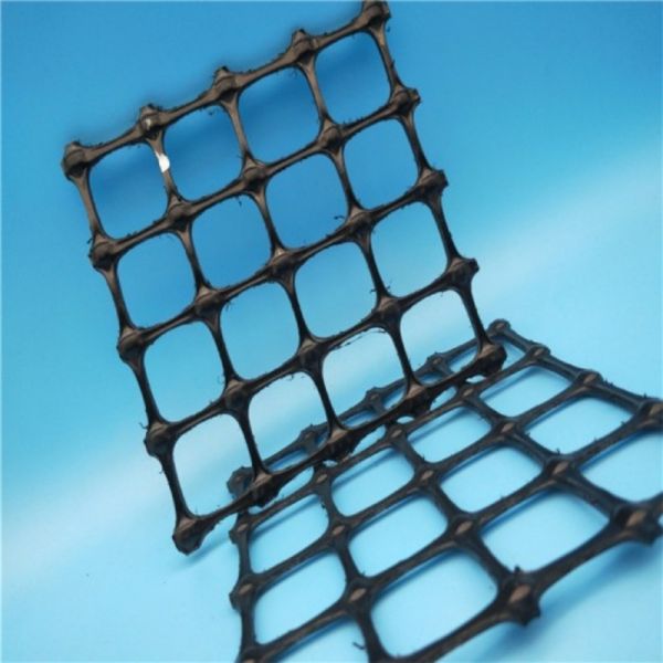 Soil Stabilization Biaxial Plastic Geogrid 2m - 5m  Pp Biaxial Geogrid 50m