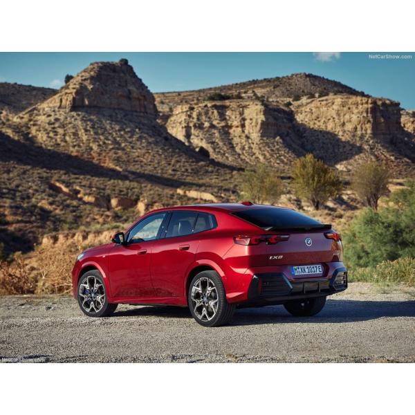 Горячая продажа Электромобиль 2024 для BMW IX2 449Km Высокоскоростной Автомобиль новой энергии