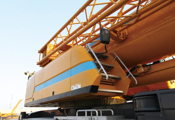 2018 XCMG XCT130 Mobile Telescopic Boom Crane , Heavy Truck Crane 130 Ton