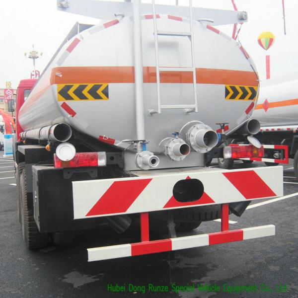 18000L 6x6 / 6x4 Offroad Liquid Tank Truck For Petroleum Oil / Gasoline / Petrol Transport