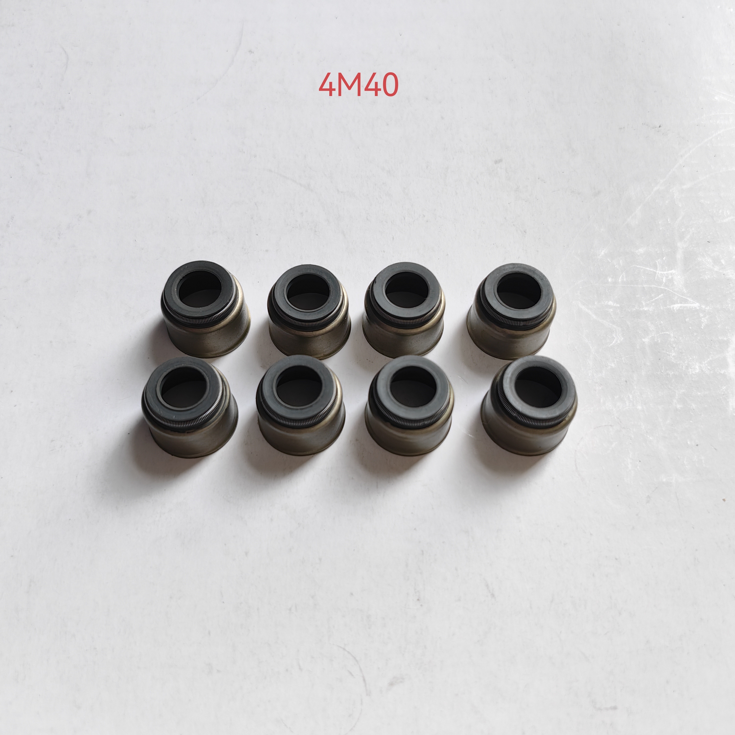Valve Stem Oil Seals for Mitsubishi 4M40 Diesel Engine