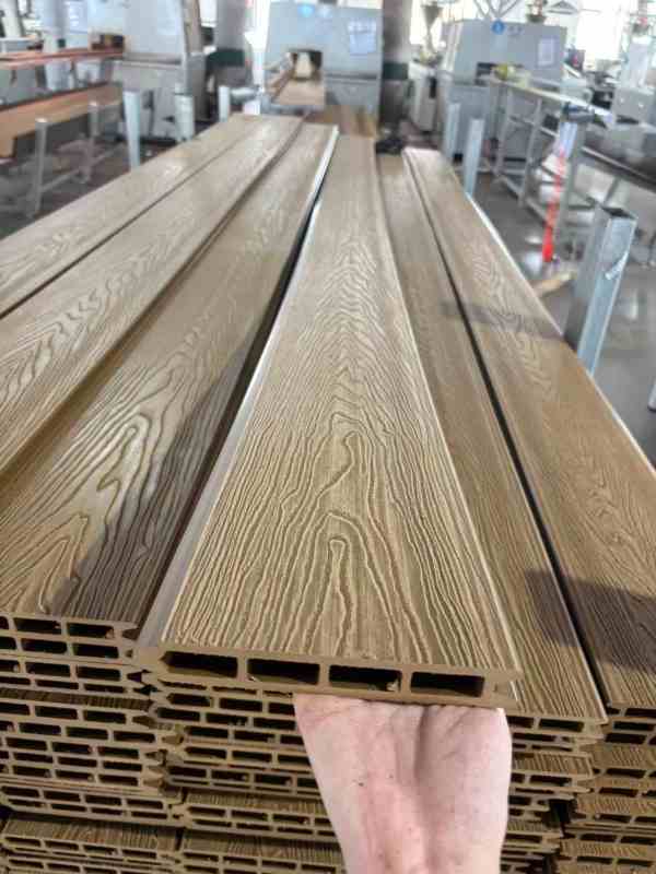 Modern 160x20mm WPC Fencing Panels Class B1 Fire Retardant Material Supply