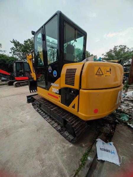Excavateur d'occasion moteur original CAT 306D, entretien régulier, 100 unités en stock