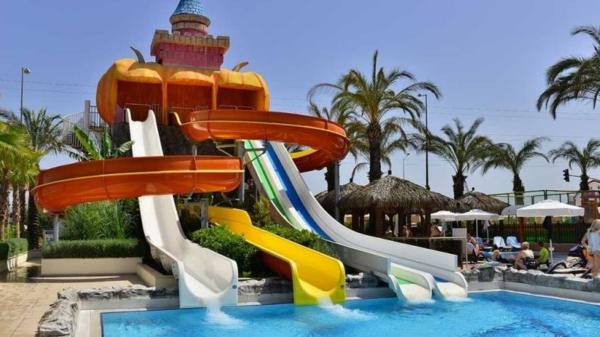 Child Amusement Park Swimming Kids Games Equipment Fiberglass Water Slides