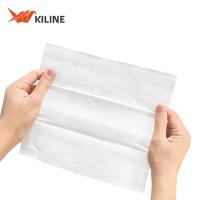 Serviettes jetables en V plié blanches 40 g/m² - Paquet de 200 feuilles