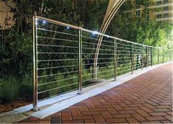 Modern Balcony Stainless Steel Cable Deck Railing System High Pressure Double Crank