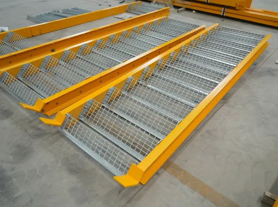 Serrated Bar Grating with Hot-Dip Galvanized Steel Grating for Anti-Slip Stair Tread Applications