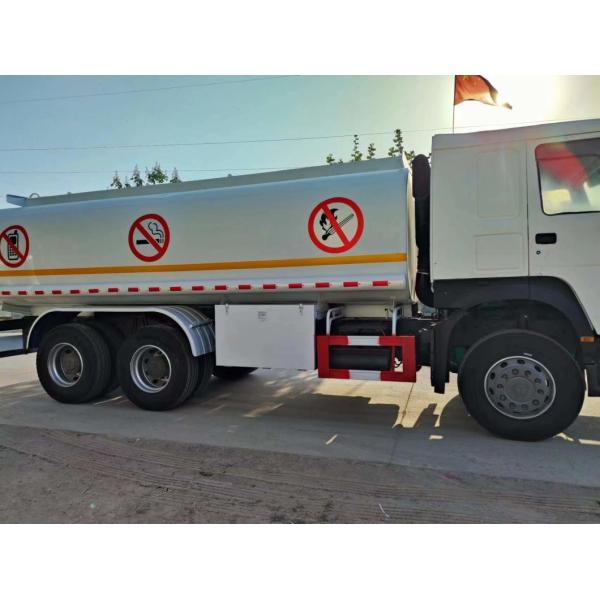 Manual Transmission HOWO 6X4 20 28cbm 20000 Liters 6000 Gallon 371HP Oil Fuel Tanker Truck