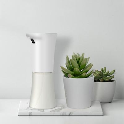 Distribuidor automático impermeável do sabão do sensor com componente eletrônico selado