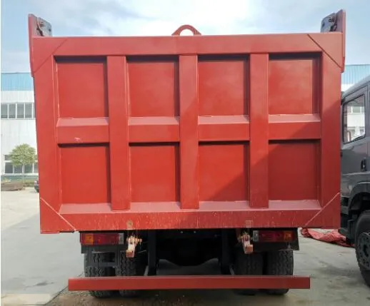Shacman Dump Tipper Truck 8X4 Diesel Engine Heavy Duty Dumper Truck