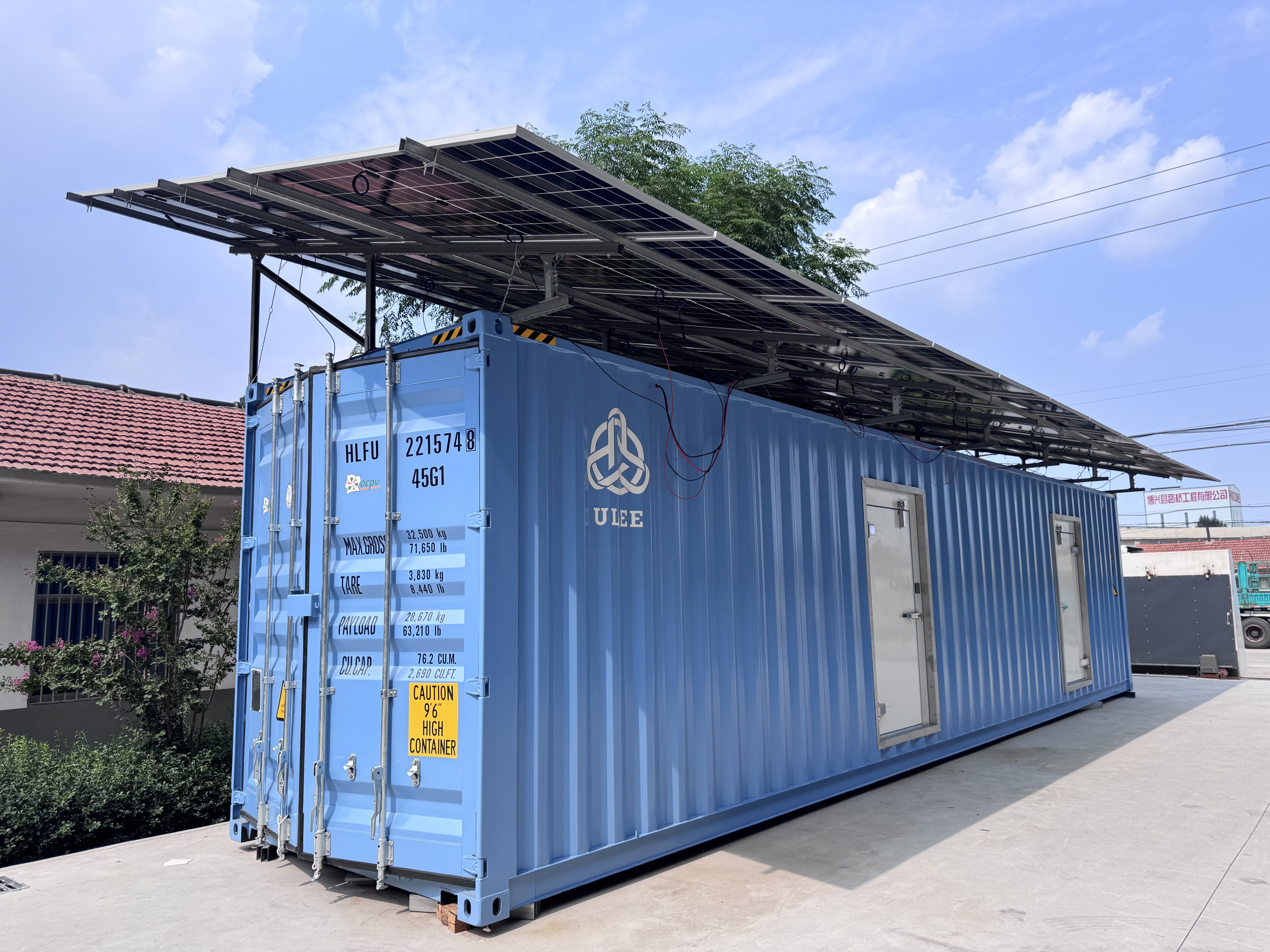 Cold Room Storage with Dual Temperature Compartments and Modular Prefabricated Design for Rapid On Site Setup and Storage