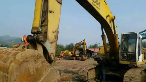 R944 Liebherr excavaotr for sale R914